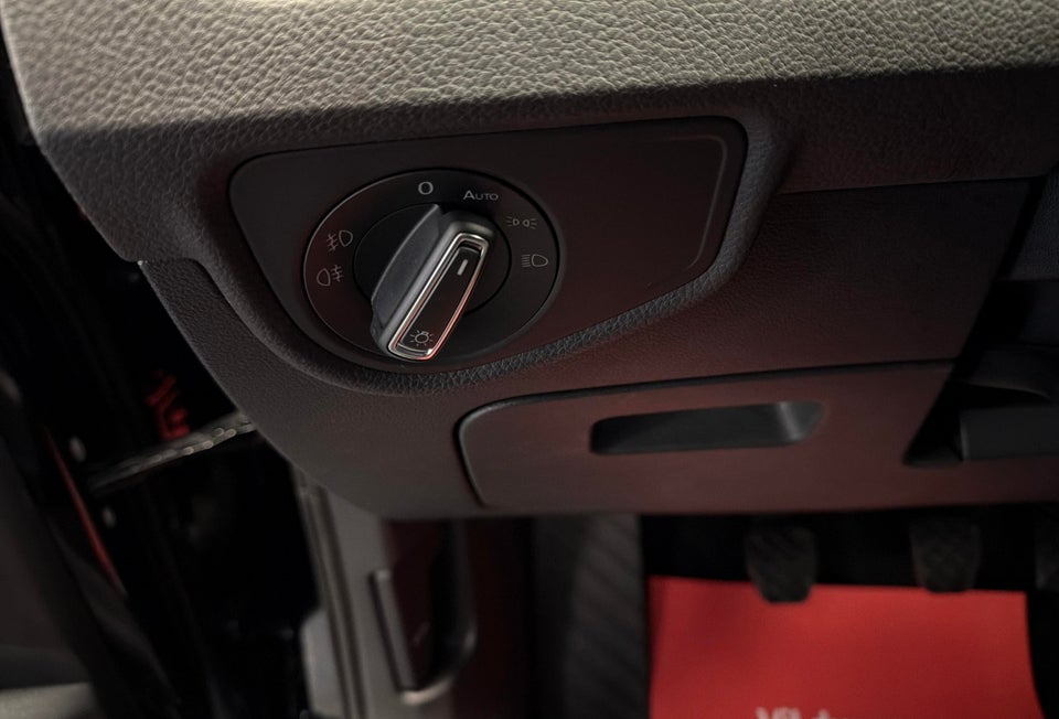 VW Touran 2,0 TDi 122 Comfortline Van 5d