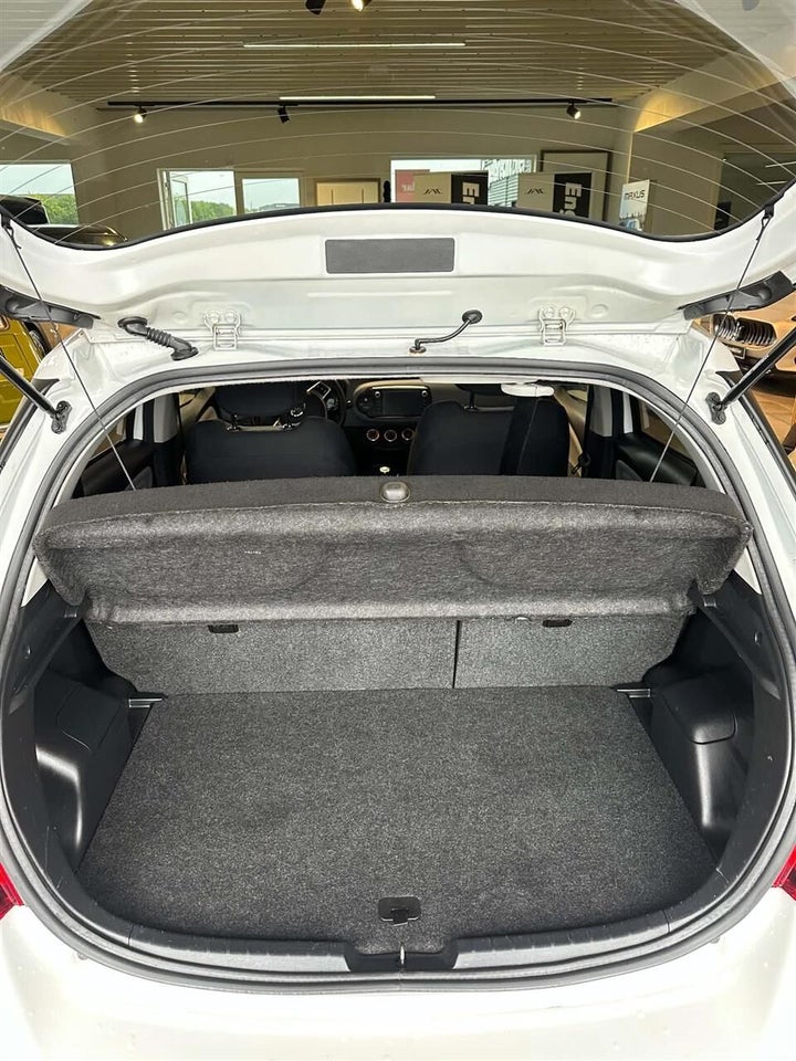 Toyota Yaris 1,3 VVT-i T2 Limited 5d