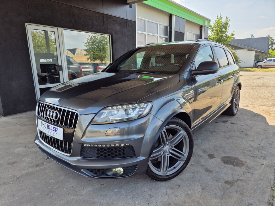 Audi Q7 3,0 TDi S-line quattro Tiptr. 7prs 5d