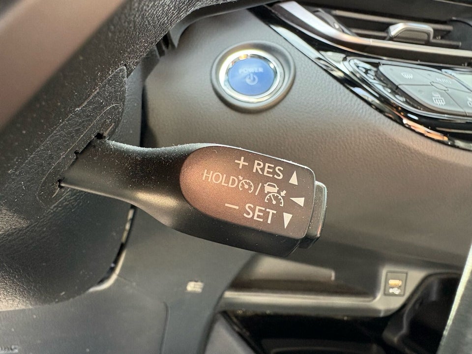 Toyota C-HR 2,0 Hybrid C-LUB Smart CVT 5d