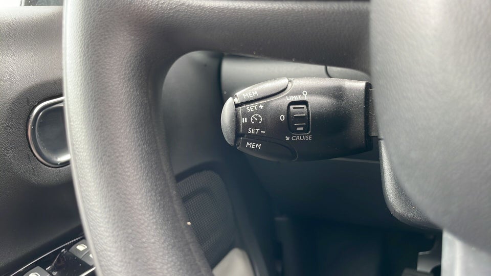 Citroën C3 1,2 PureTech 83 Shine 5d