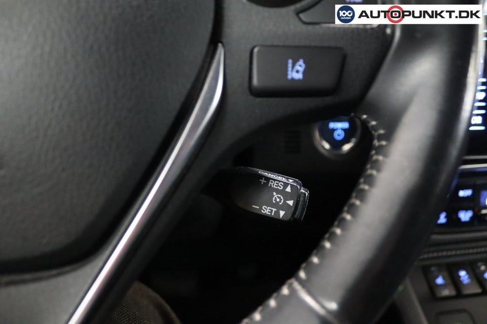 Toyota Auris 1,8 Hybrid H2+ CVT 5d