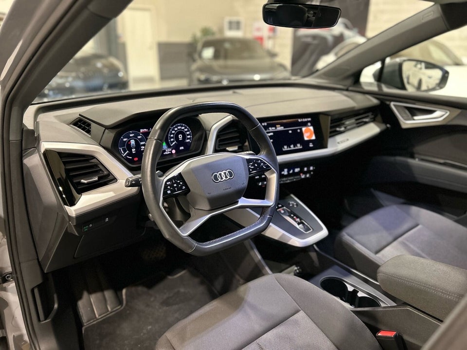 Audi Q4 e-tron 40  5d