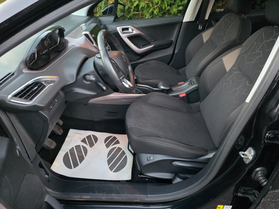 Peugeot 2008 1,2 VTi 82 Active 5d