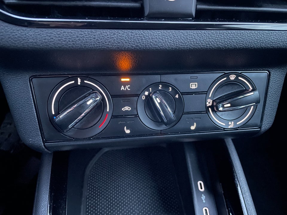 Skoda Kamiq 1,0 TSi 115 Ambition 5d