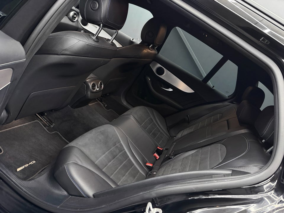 Mercedes C300 de 2,0 AMG Line Night Edition stc. aut. 5d