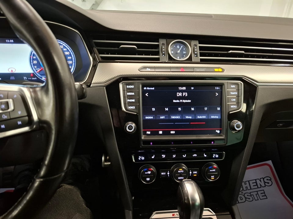 VW Passat 2,0 TDi 240 R-line Variant DSG 4Motion 5d