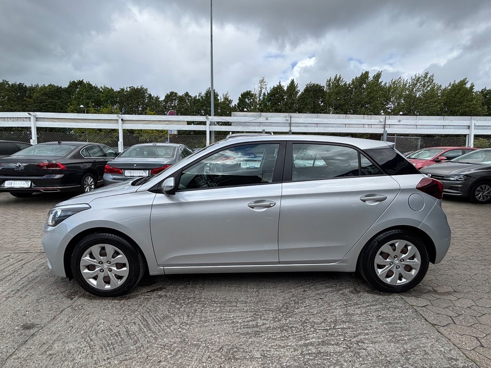 Hyundai i20 1,25 Trend 5d