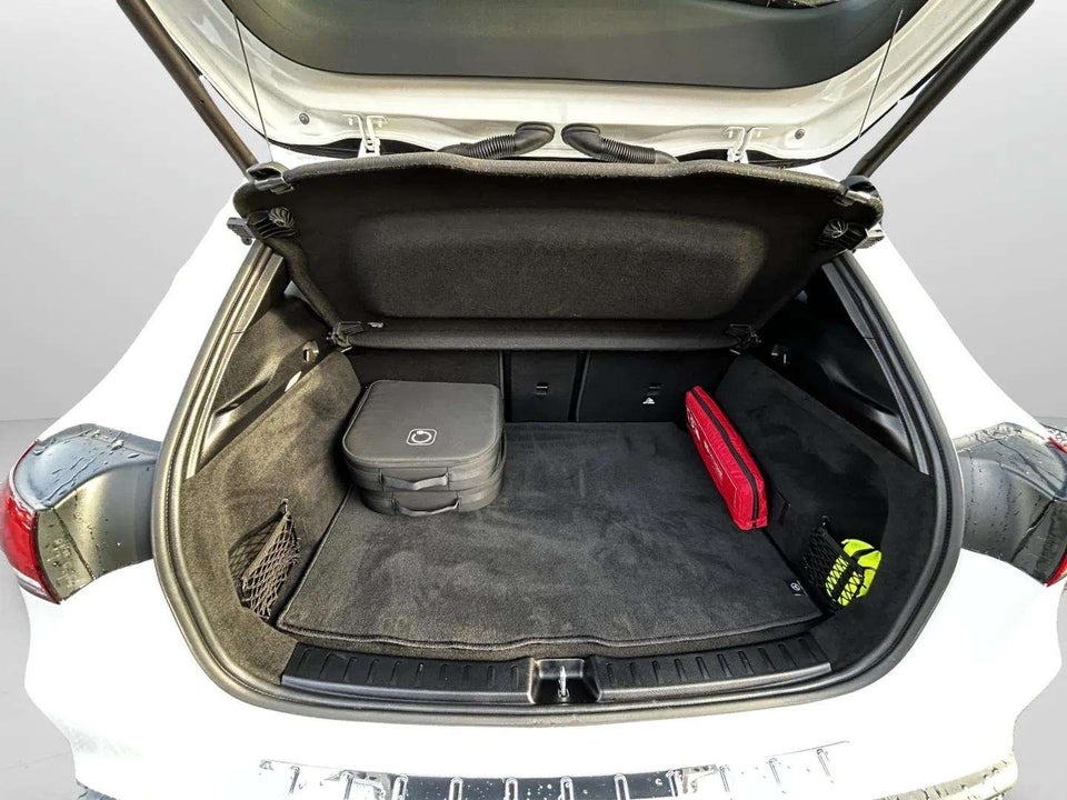 Mercedes EQA250 AMG Line 5d