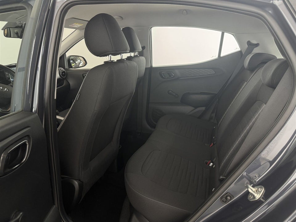Hyundai i10 1,0 MPi Essential 5d
