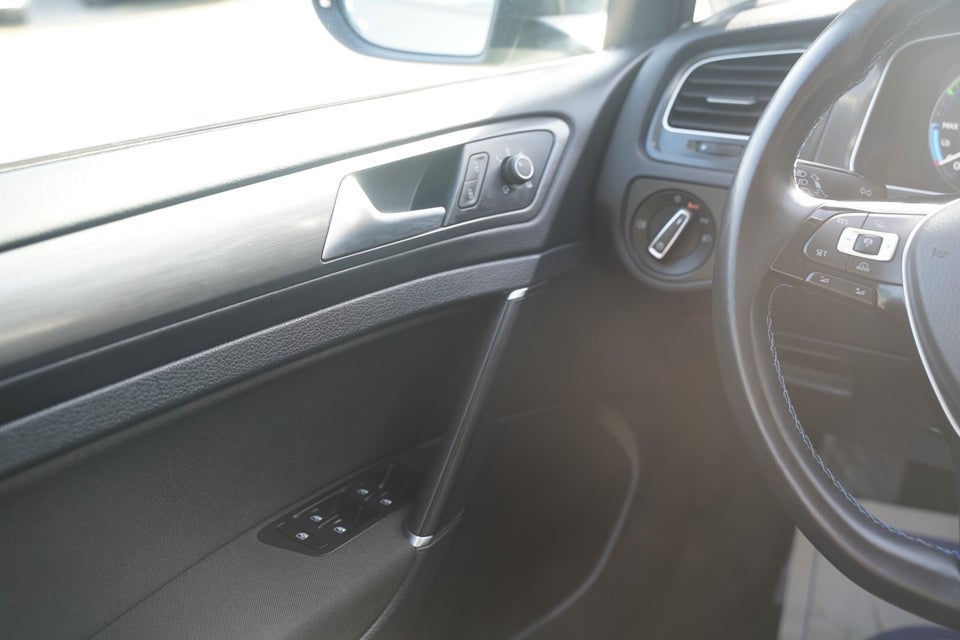 VW e-Golf VII 5d