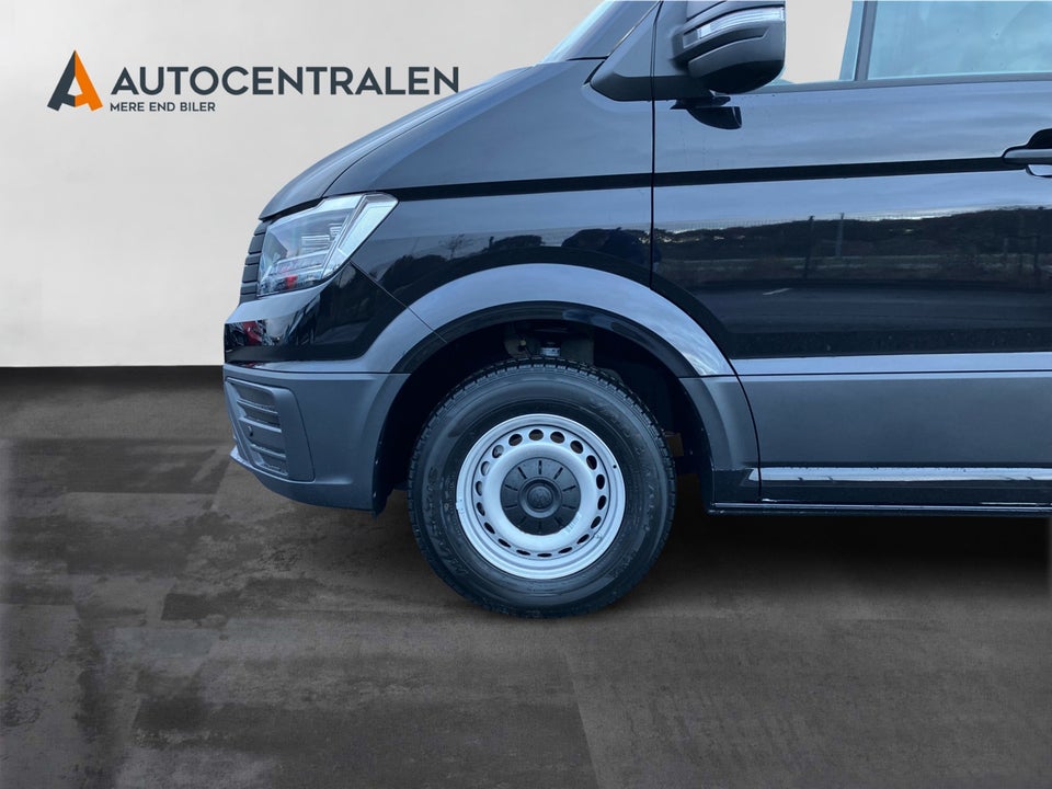 VW Crafter 35 2,0 TDi 177 Kassevogn L3H3 aut.