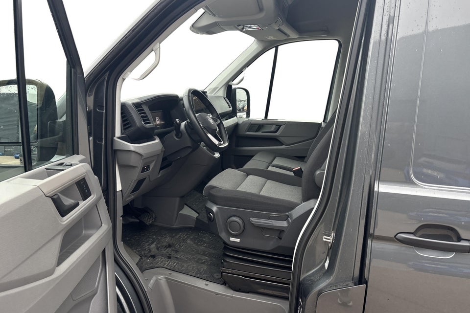 VW Crafter 35 2,0 TDi 177 Kassevogn L3H3 aut.