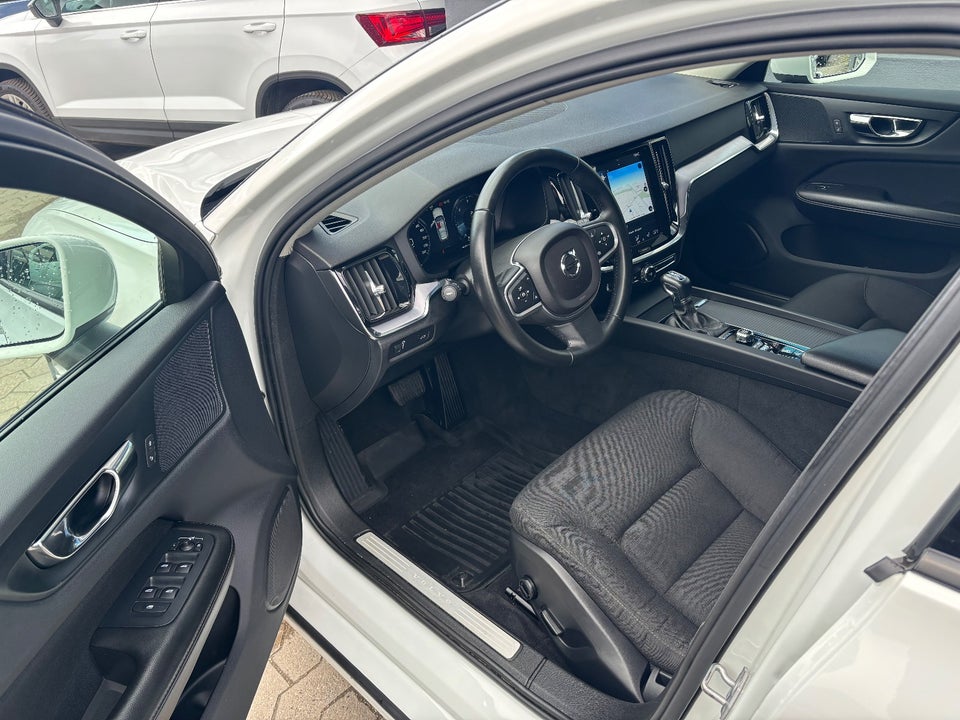 Volvo V60 2,0 D4 190 Momentum aut. 5d