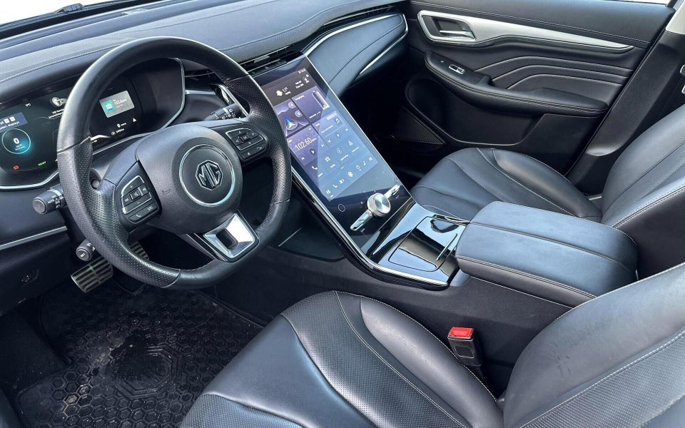 MG Marvel R Luxury 5d