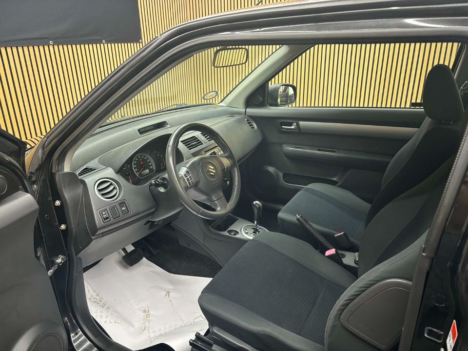 Suzuki Swift 1,3 GL-A aut. 3d
