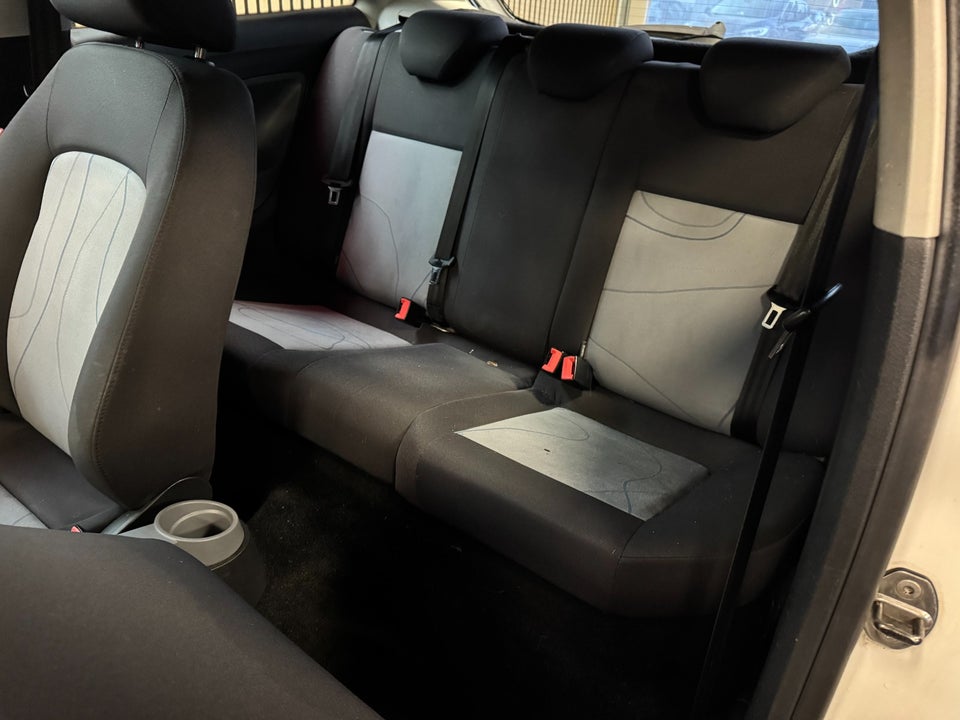 Seat Ibiza 1,2 12V 70 Reference SC 3d