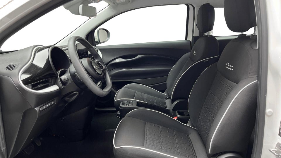 Fiat 500e 24 Action 3d