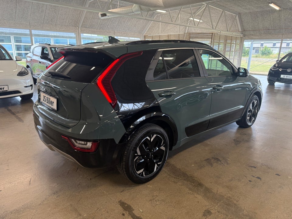 Kia Niro 64 EV Upgrade 5d