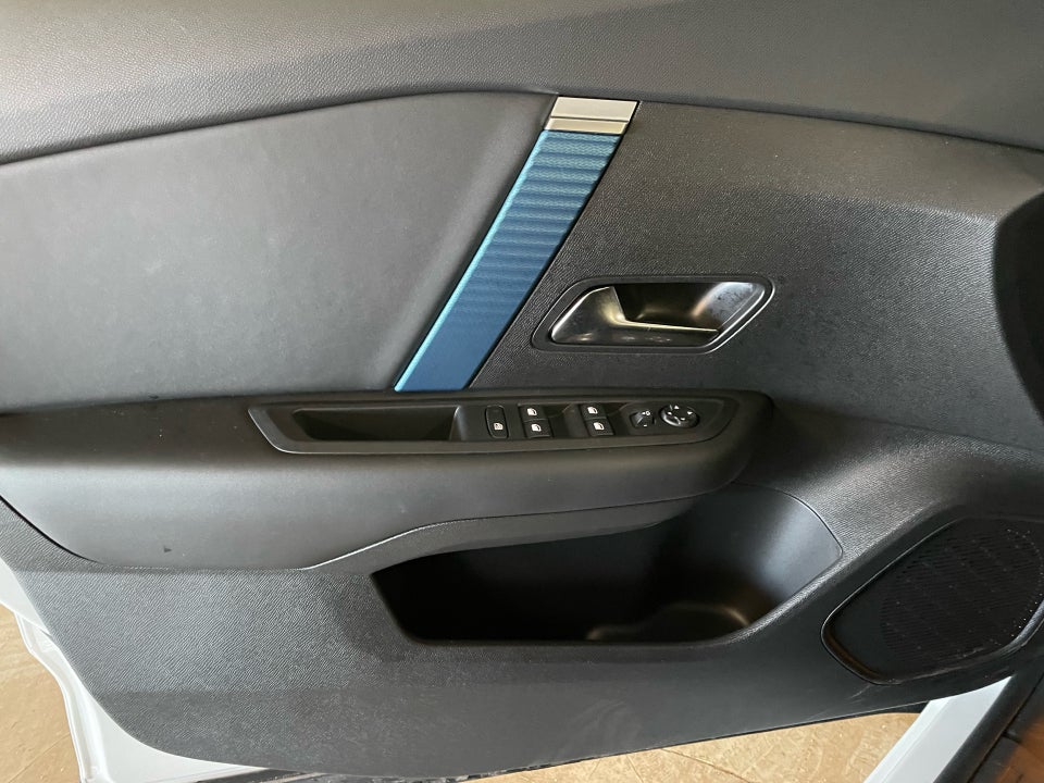 Citroën ë-C4 50 Shine 5d