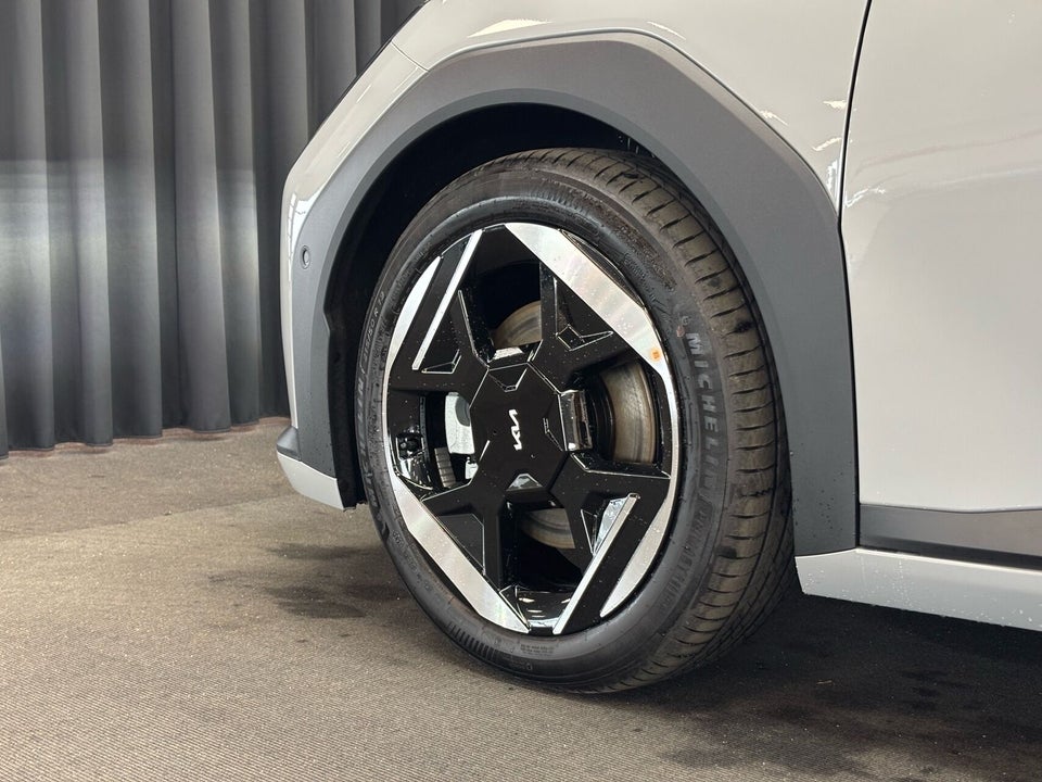 Kia EV4 81 Long Range Upgrade 5d