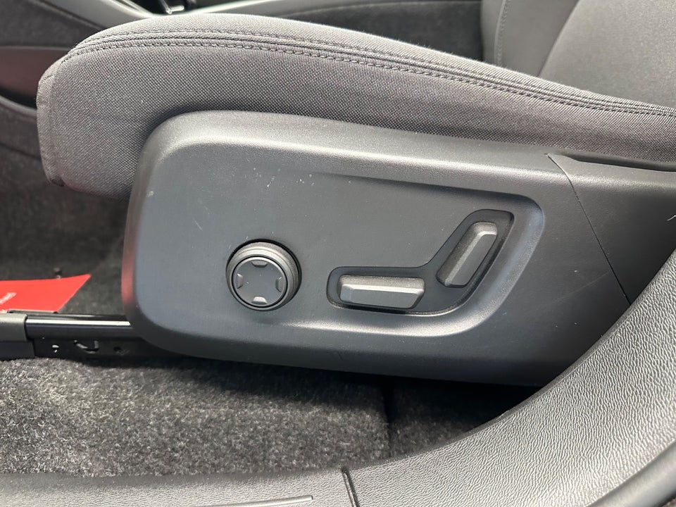 Volvo XC40 P8 ReCharge Twin Ultimate 5d