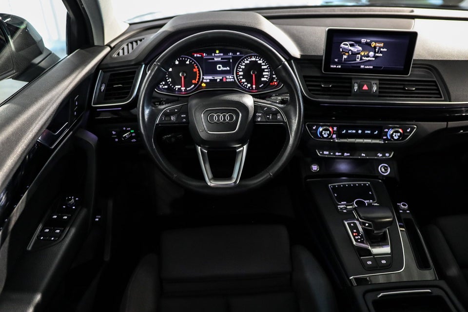 Audi Q5 40 TDi Sport quattro S-tr. 5d