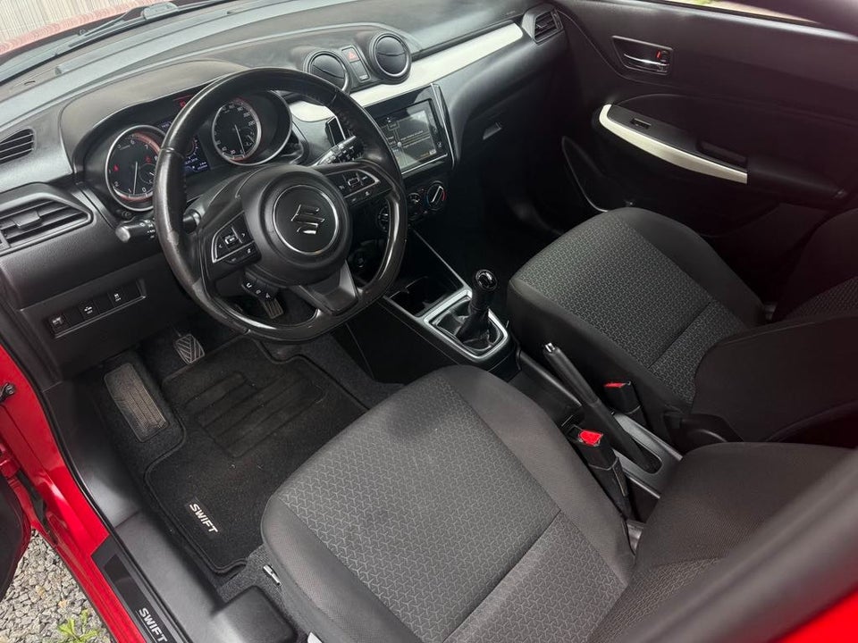 Suzuki Swift 1,0 Boosterjet SHVS Exclusive 5d