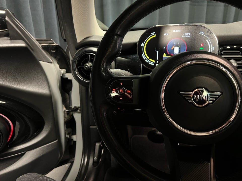 MINI Cooper SE Camden Edition 3d