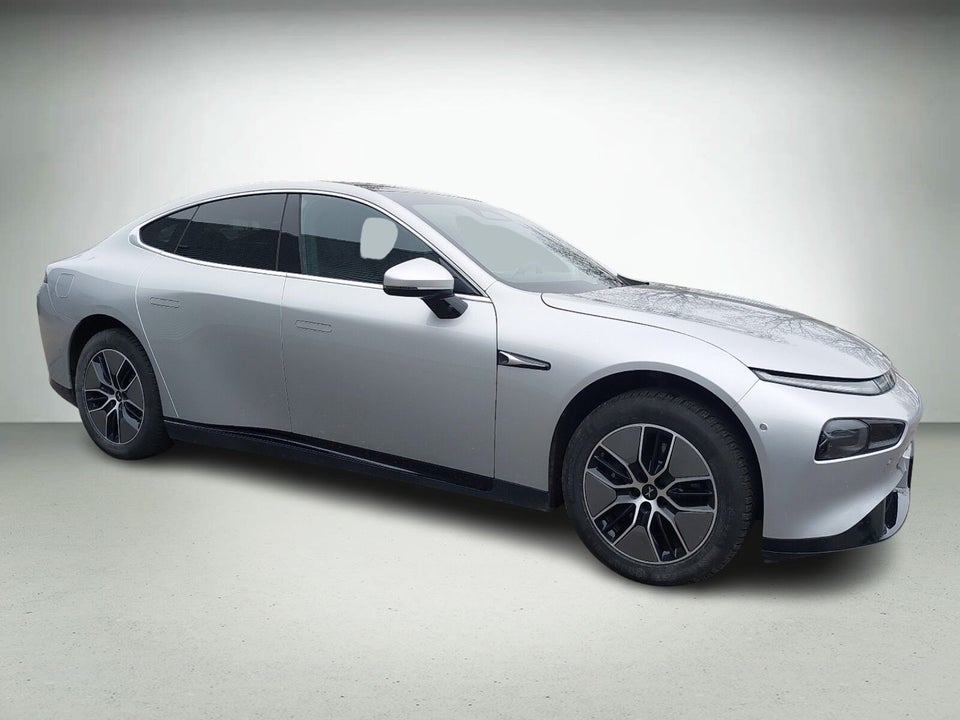 Xpeng P7 Long Range 4d