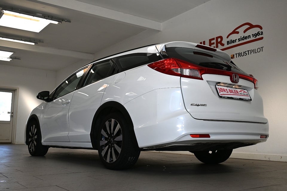 Honda Civic 1,8 i-VTEC Elegance Tourer aut. 5d