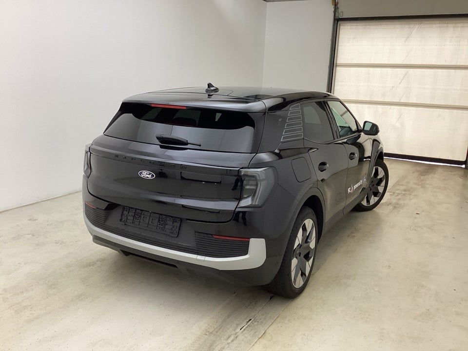 Ford Explorer 79 Select Extended Range AWD 5d