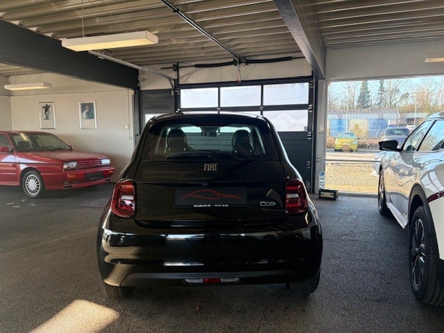 Fiat 500e 42 Icon 3+1 4d