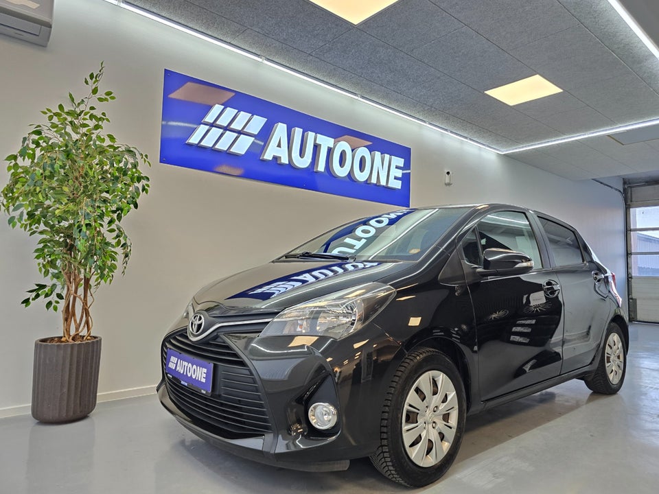 Toyota Yaris 1,0 VVT-i T1 5d