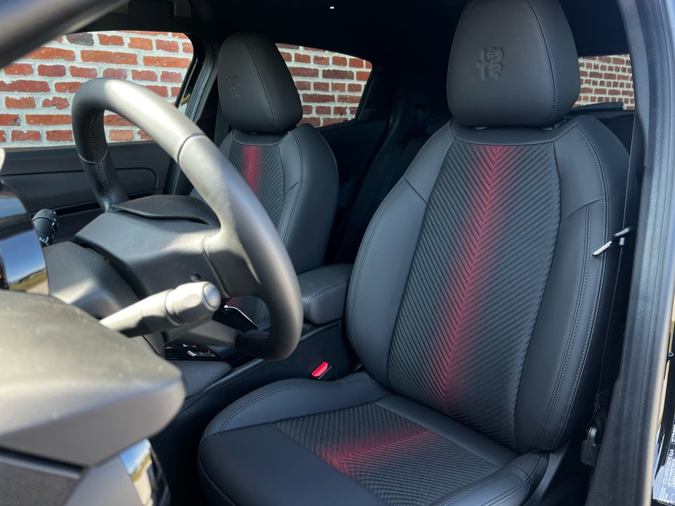 Alfa Romeo Junior Elettrica Speciale 5d