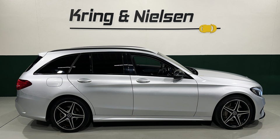 Mercedes C300 2,0 AMG Line stc. aut. 5d
