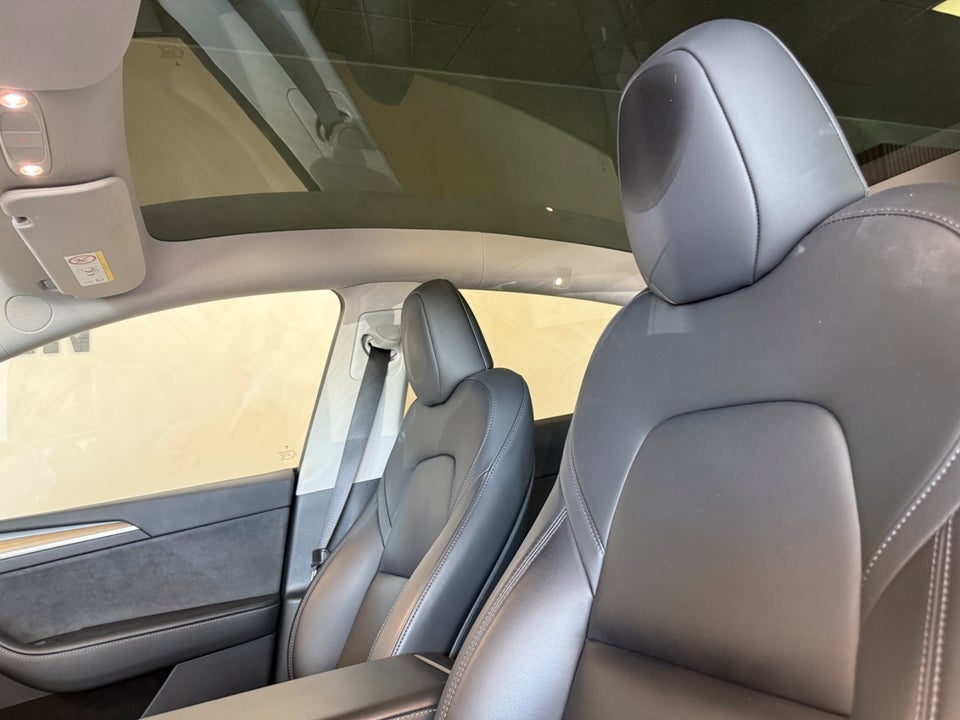 Tesla Model Y Long Range AWD 5d
