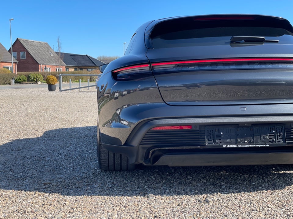 Porsche Taycan GTS Performance+ Sport Turismo 5d