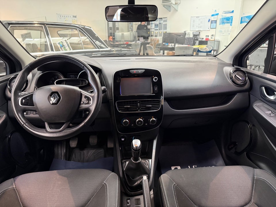 Renault Clio IV 1,5 dCi 90 Zen Sport Tourer 5d