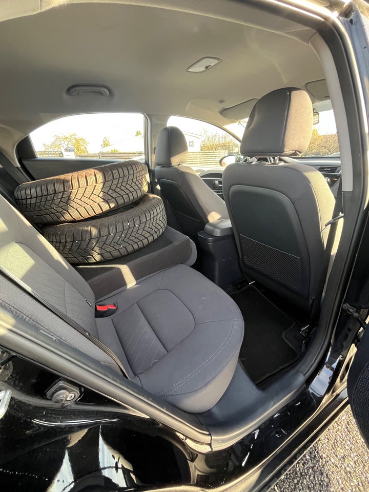 Kia Rio 1,2 CVVT Exclusive 5d