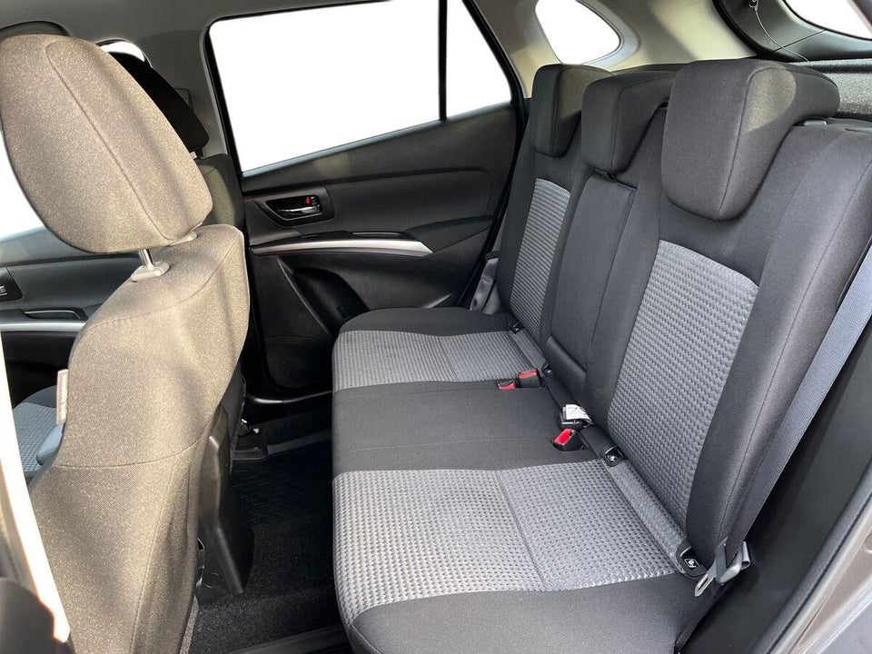 Suzuki S-Cross 1,4 mHybrid Active 5d