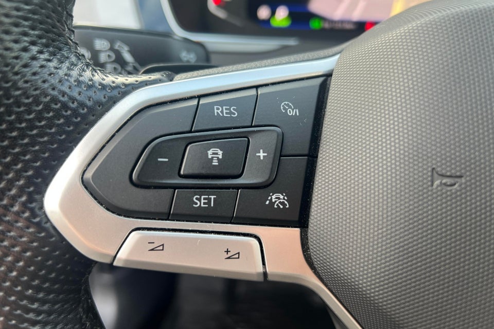 VW Passat 1,4 GTE High Variant DSG 5d