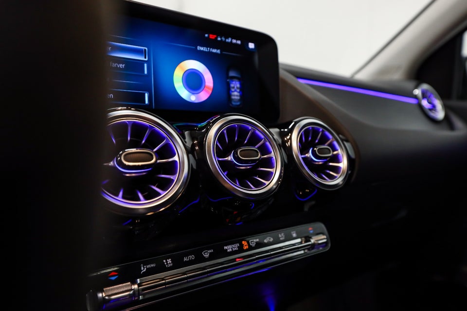 Mercedes B250 e 1,3 AMG Line aut. 5d