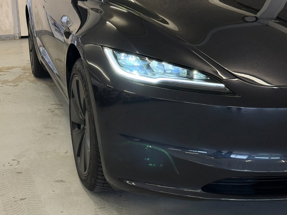 Tesla Model 3 Long Range AWD 4d