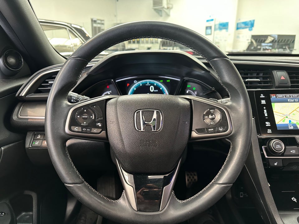 Honda Civic 1,5 VTEC Turbo Prestige CVT 5d