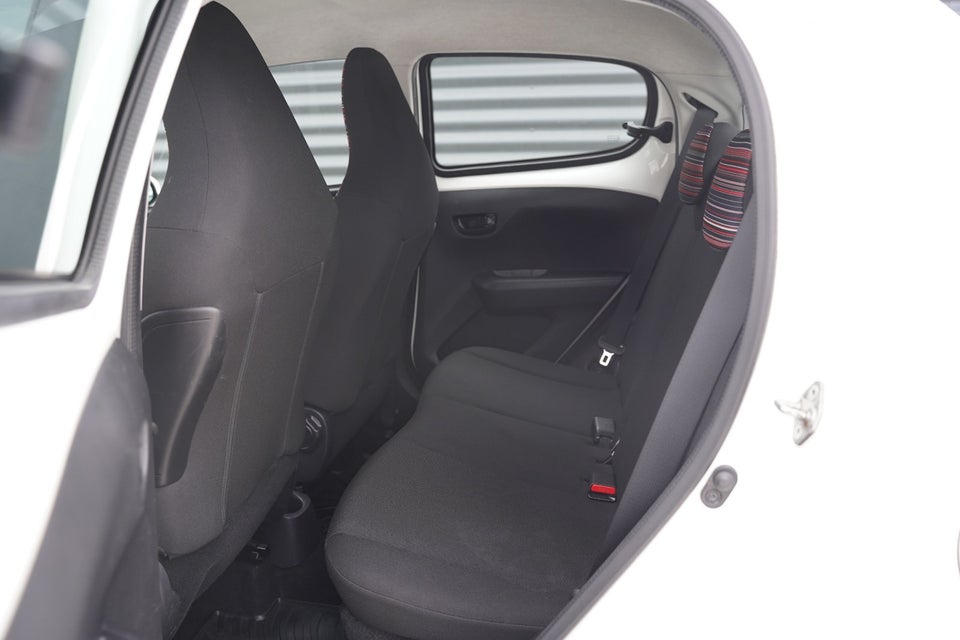Citroën C1 1,2 PureTech Feel Complet 5d