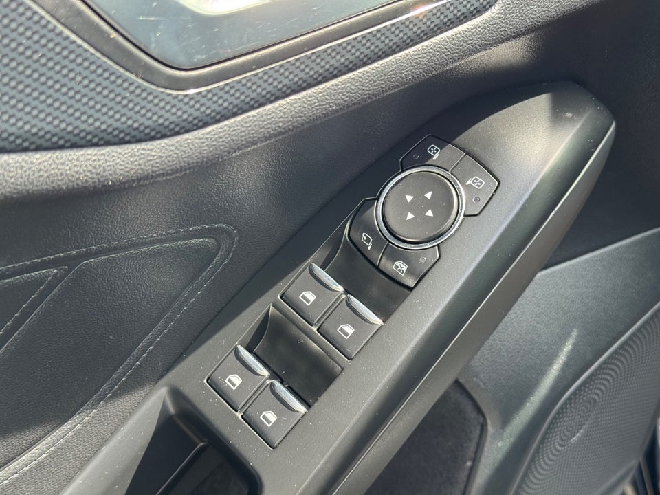 Ford Focus 1,0 EcoBoost ST-Line stc. 5d