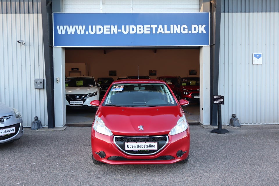 Peugeot 208 1,2 e-THP 110 Allure 5d