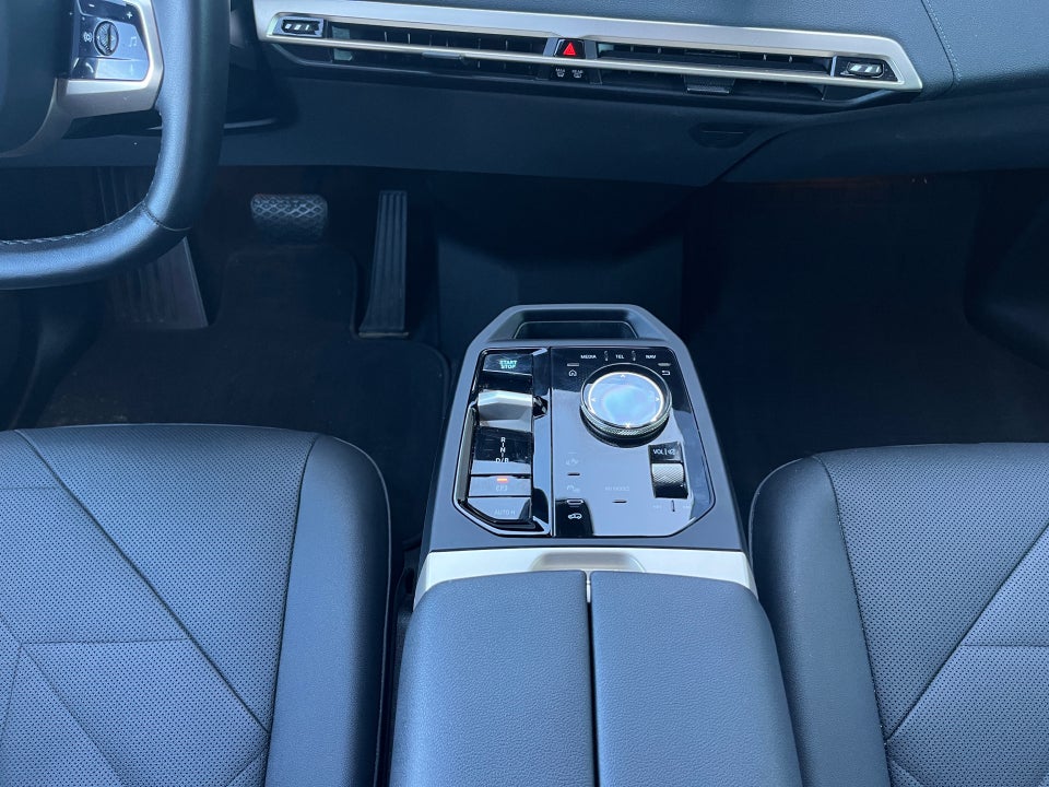 BMW iX xDrive50 5d