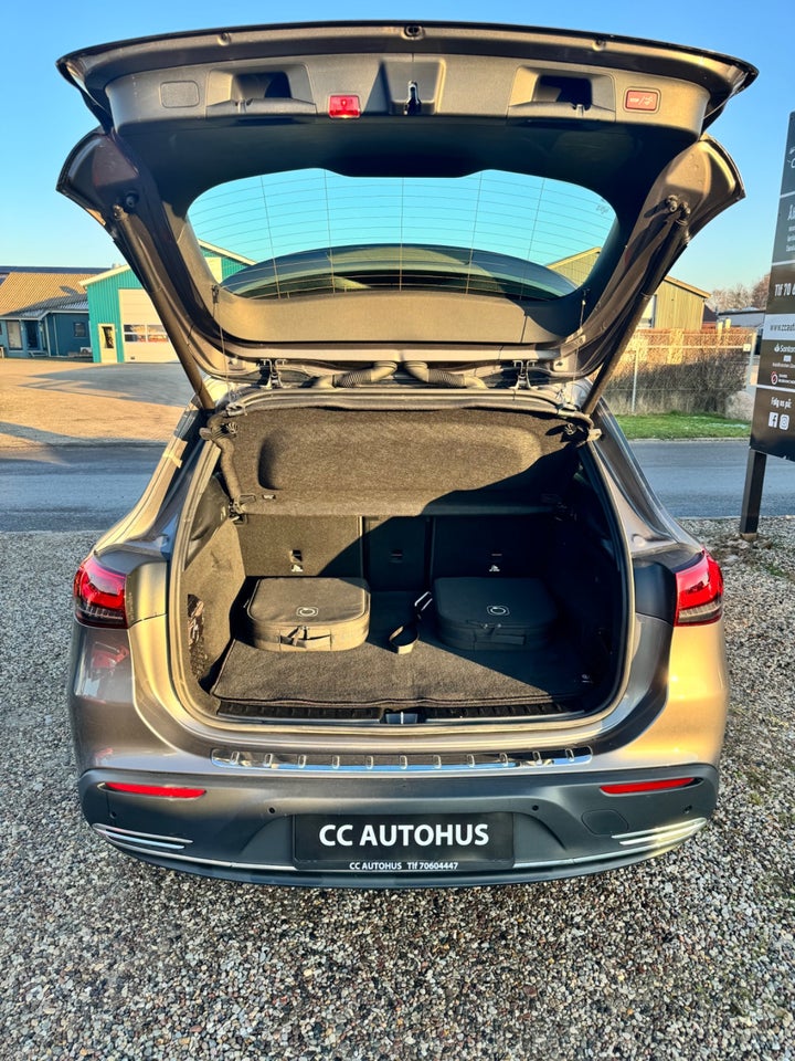 Mercedes EQA250+ Progressive 5d